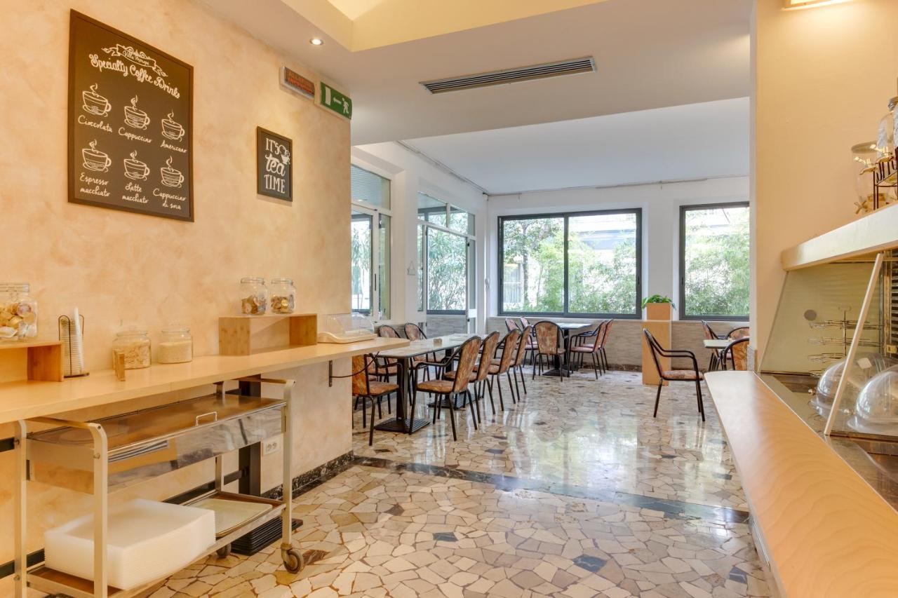 Hotel Villa Merope ريميني المظهر الخارجي الصورة