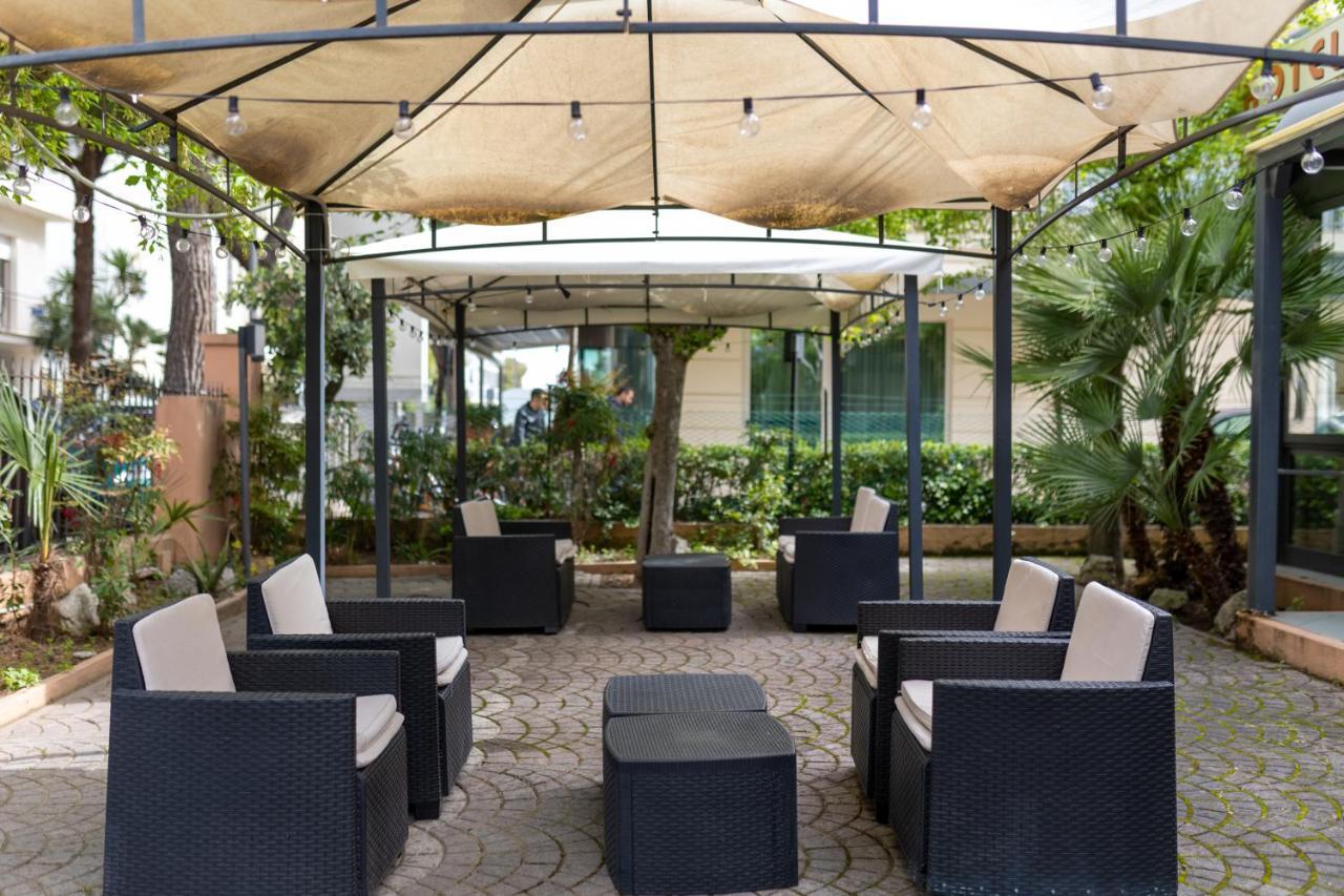 Hotel Villa Merope ريميني المظهر الخارجي الصورة