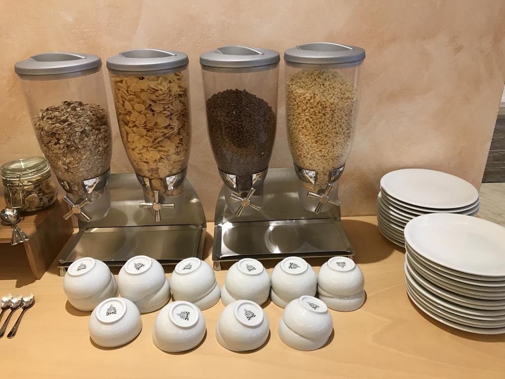 Hotel Villa Merope ريميني المظهر الخارجي الصورة